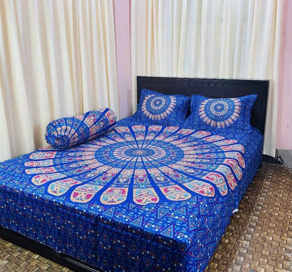কিং সাইজ বিছানার চাদর ও বালিশ কভার সেট ৪ পিসের সেট